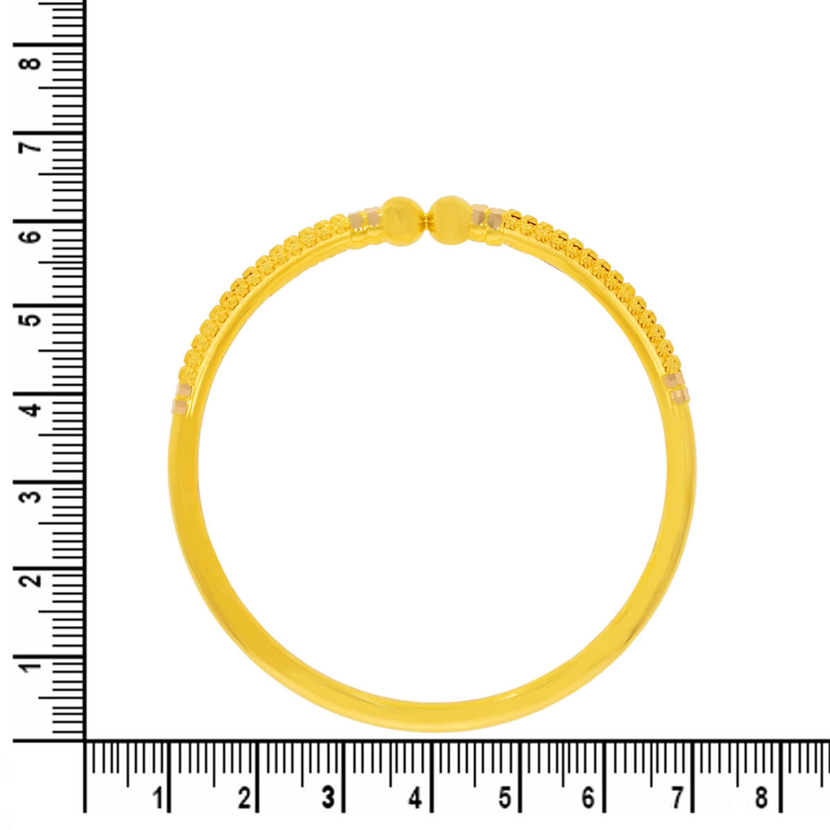 Sleek Glorious Gold Bangle