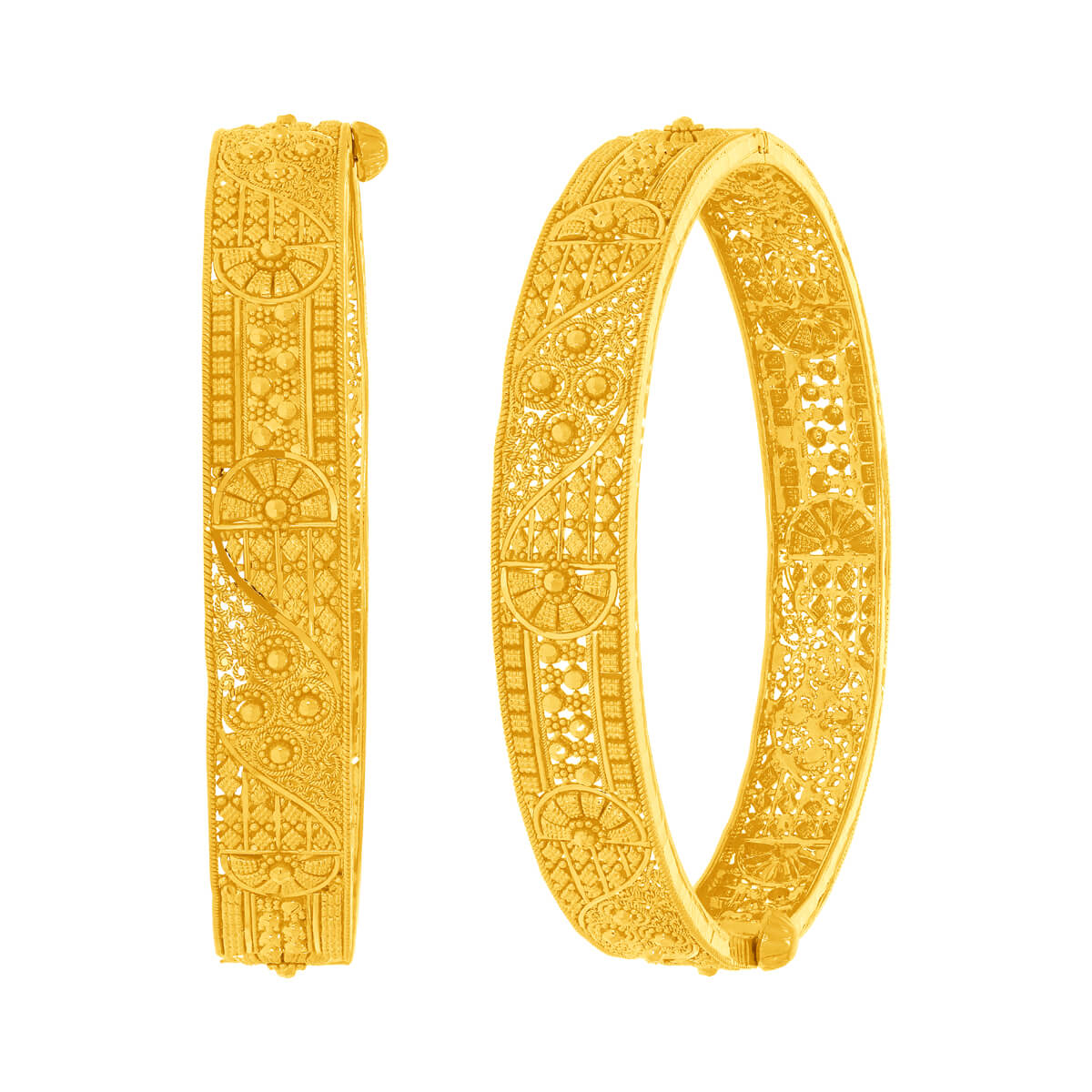 Gold Bangle with Exquisite Artistry