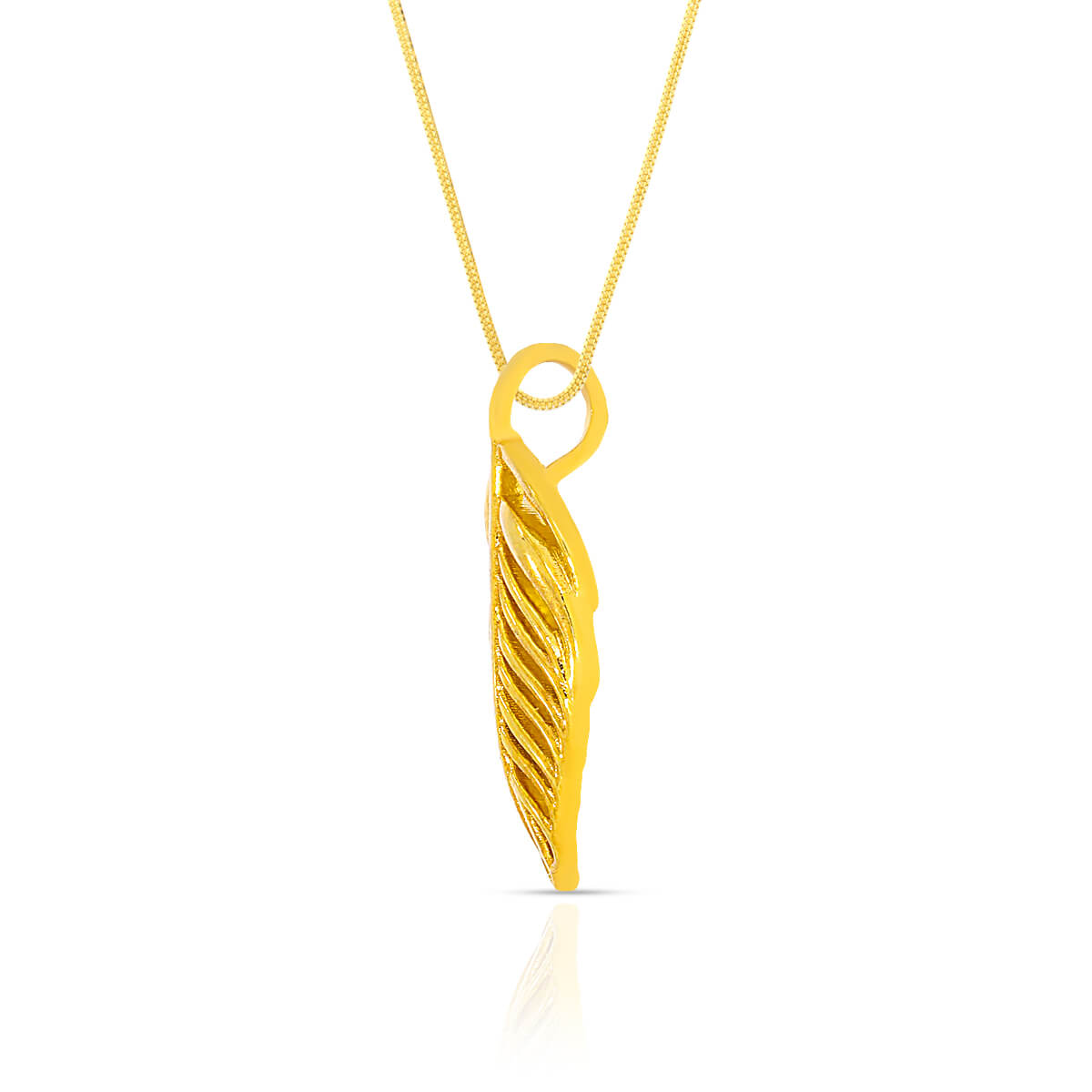 Elegant Foliage Gold Pendant