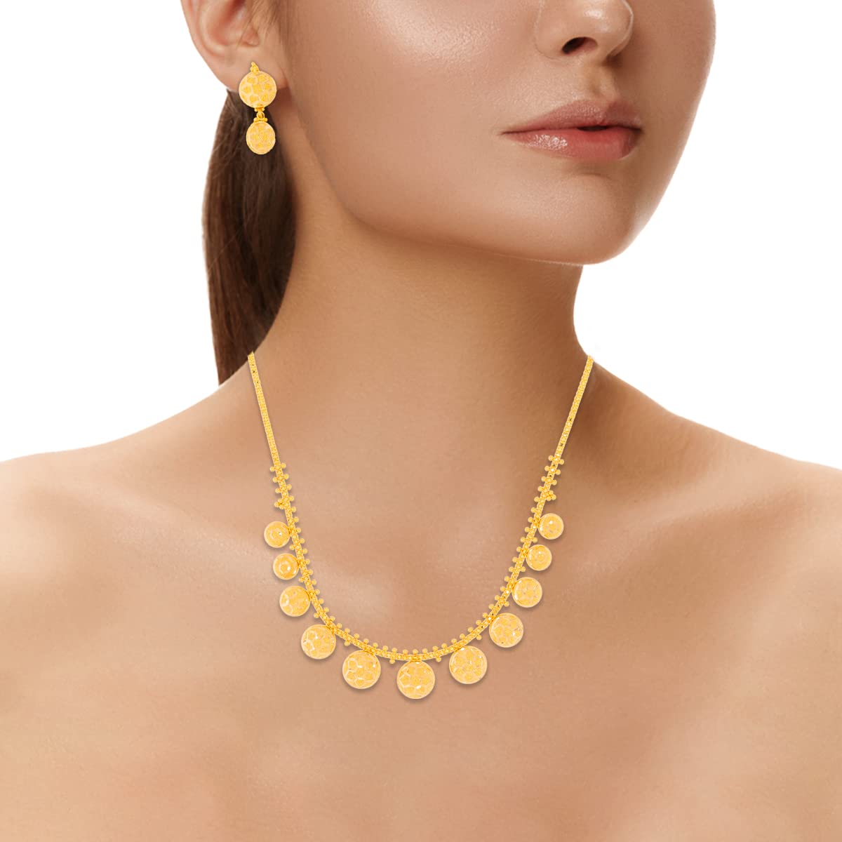 Glorious Charm Gold Short Necklace