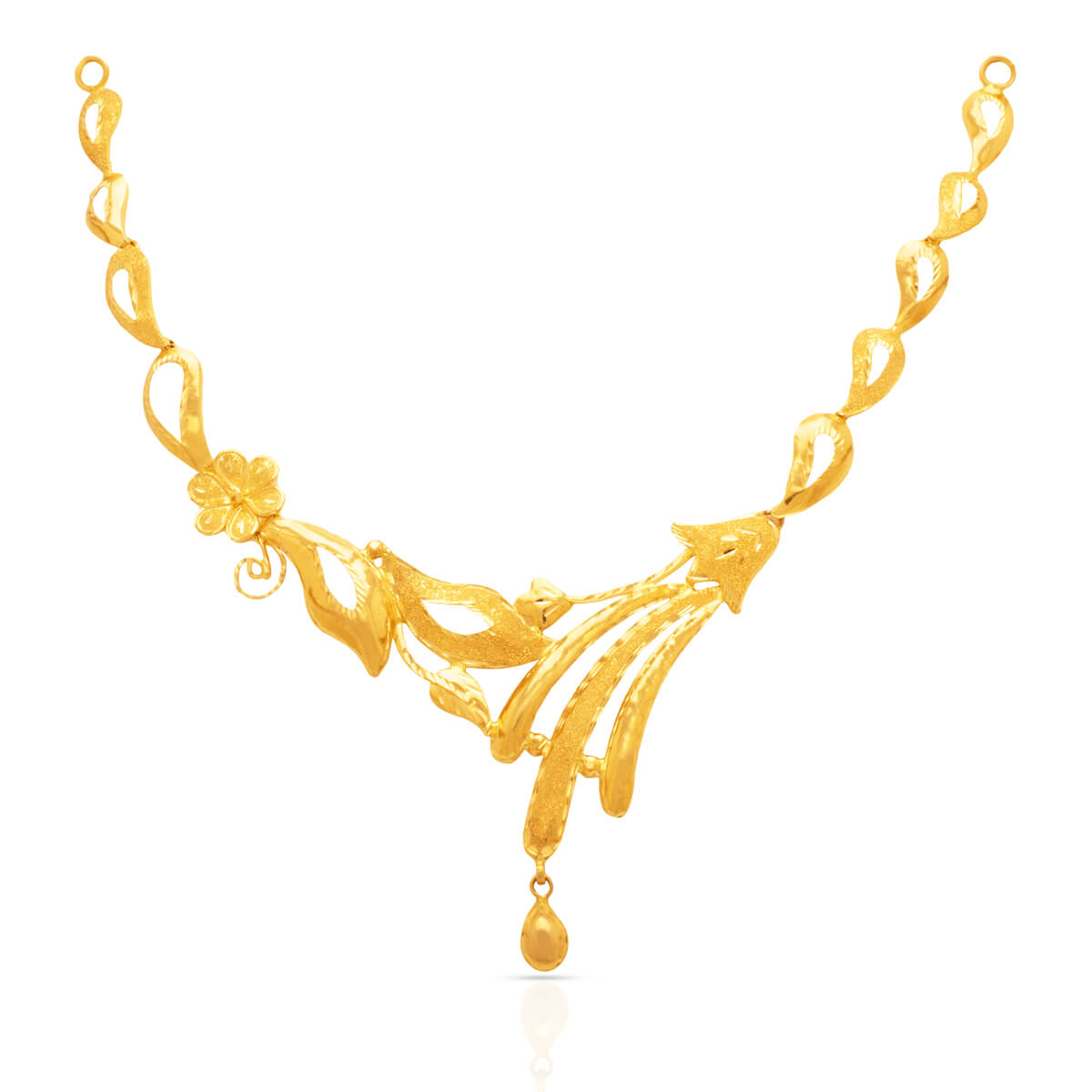 Lusturous Graceful Gold Short Necklace