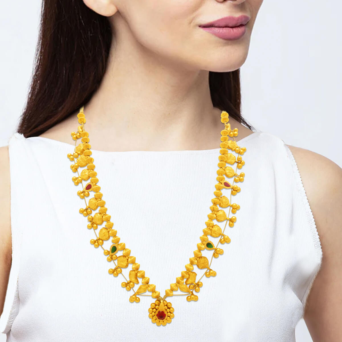 Ornate Elegance Gold Short Necklace