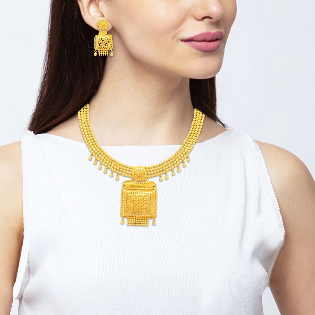 Bold Bridal Grace Gold Necklace