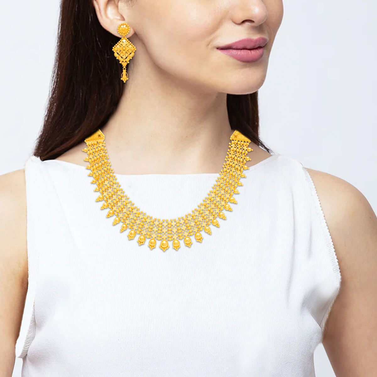 Gold Short Necklace with Regal Charm