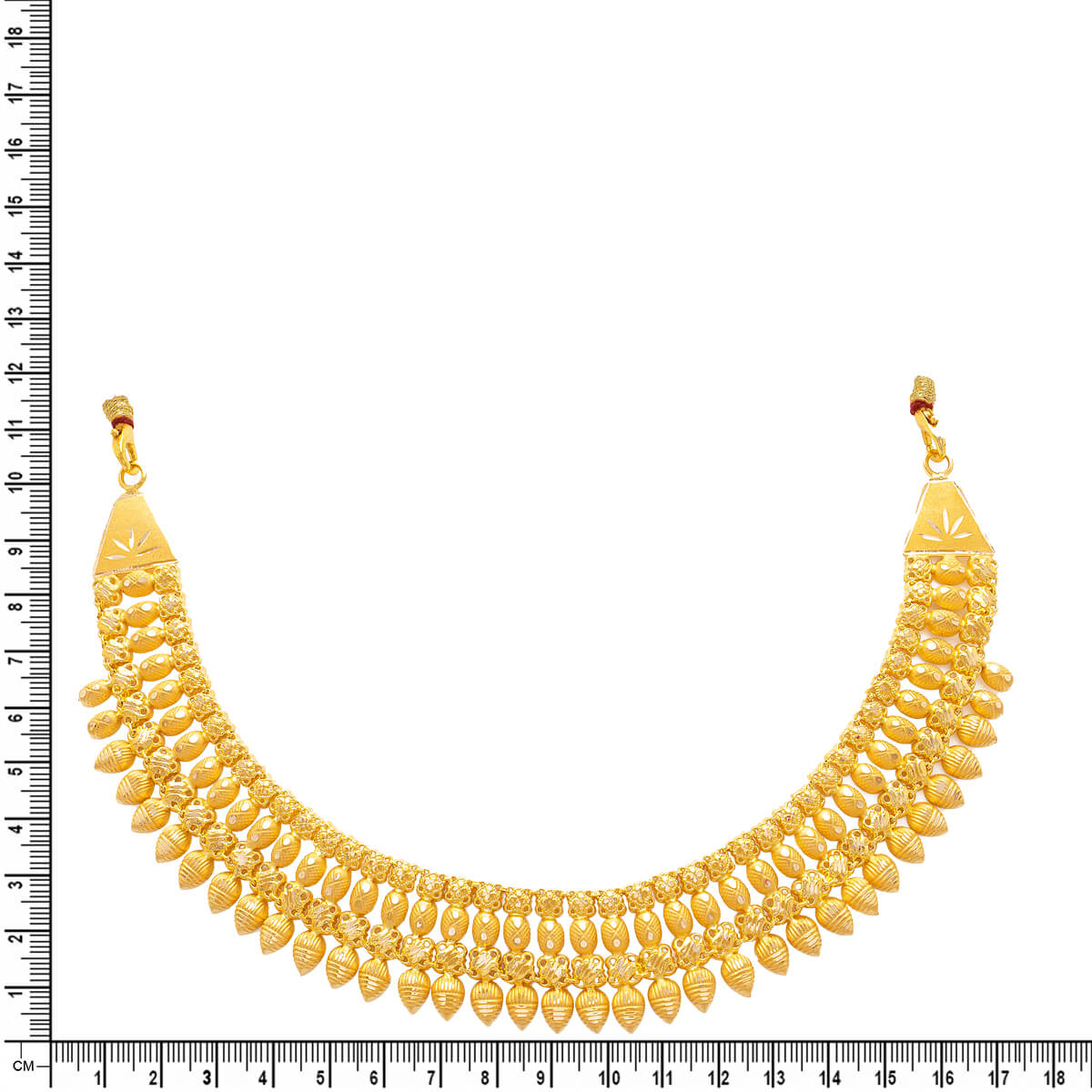 Lustrous Modern Gold Short Necklace