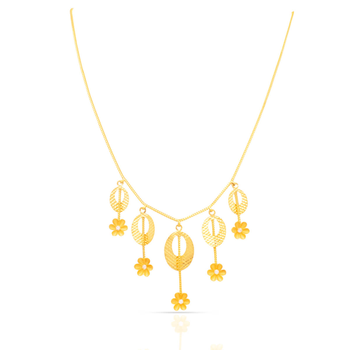 Gold Short Necklace with Minimlaist Flair
