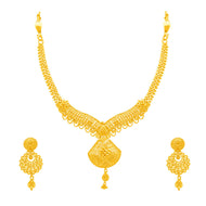 Marvelous Gleam Gold Short Necklace