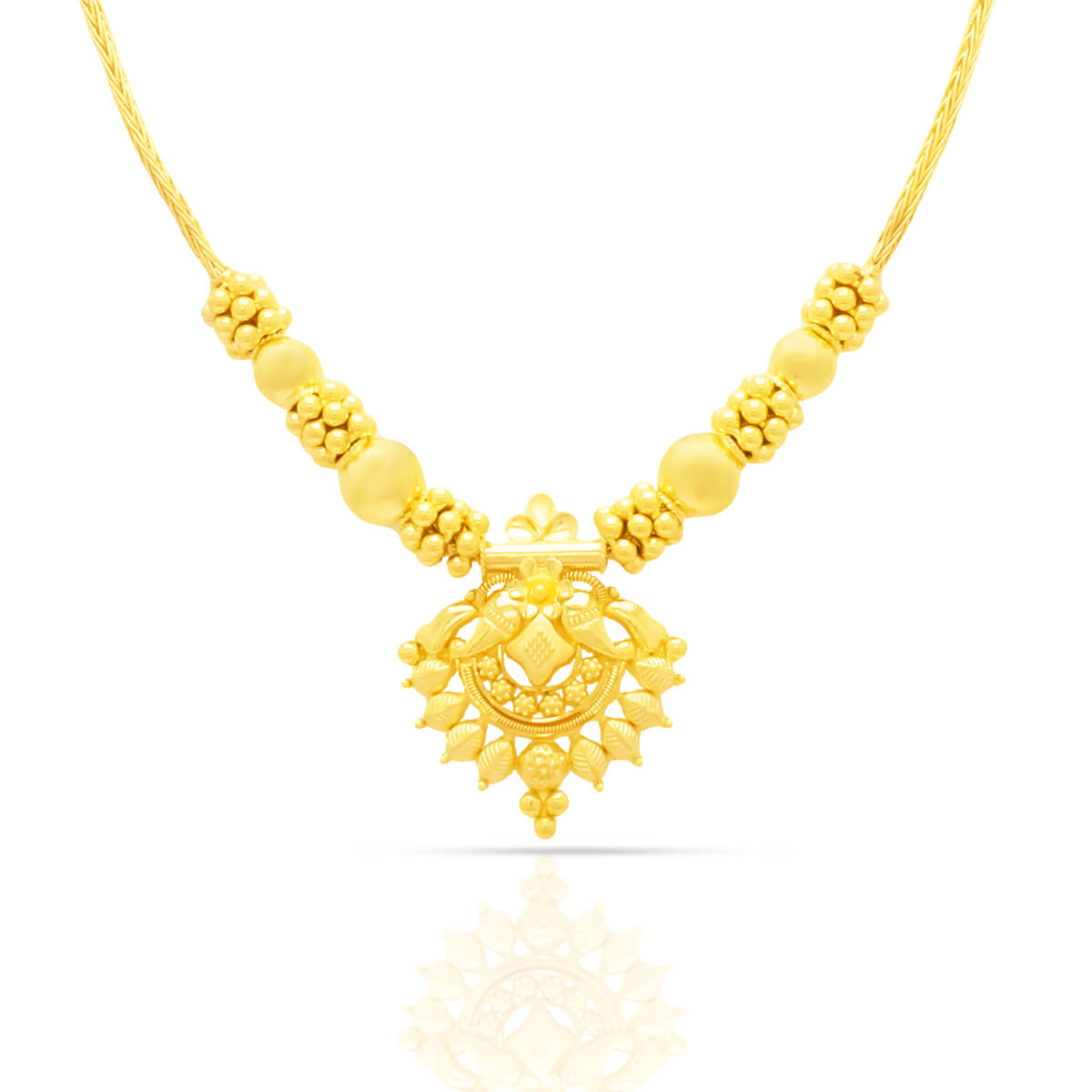Gold Short Necklace with Exquiste Crafting