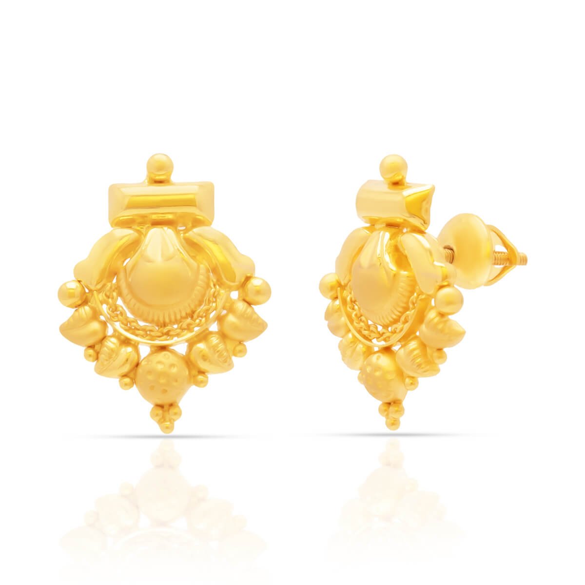 Gold Short Necklace with Exclusive Artistry