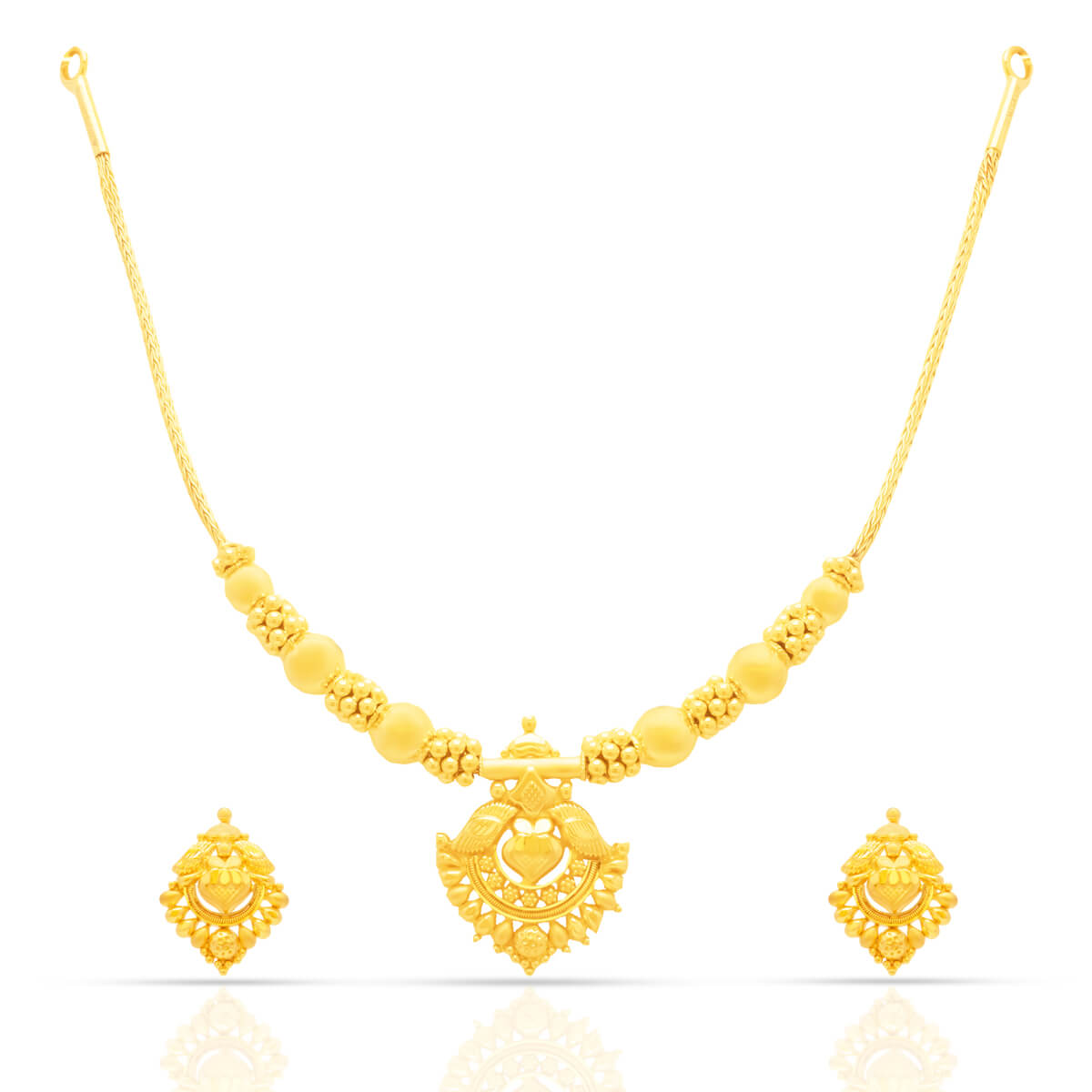 Gold Short Necklace with Exclusive Crafting