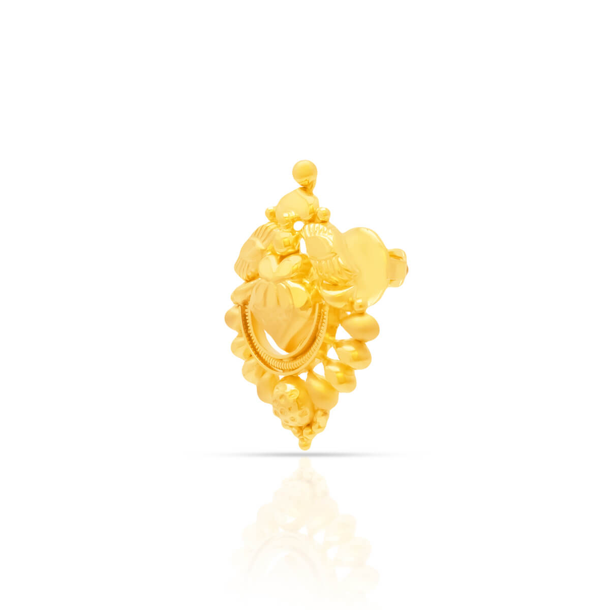 Gold Short Necklace with Exclusive Crafting