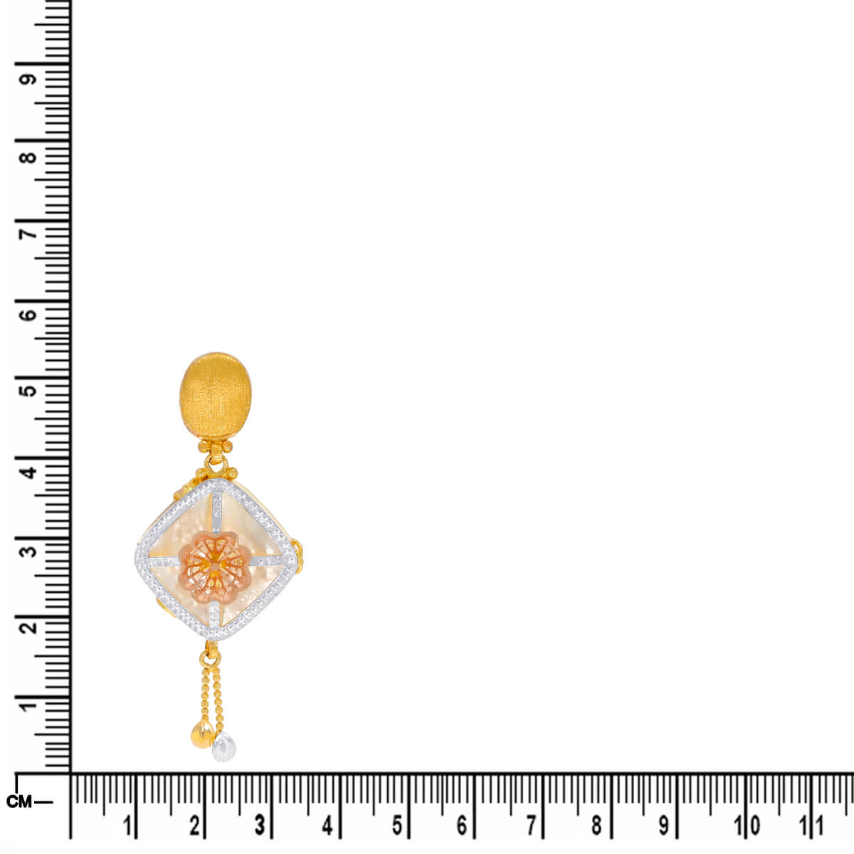 Splendid Elegance Gold Short Necklace_GNKD23041257_GERD23041258