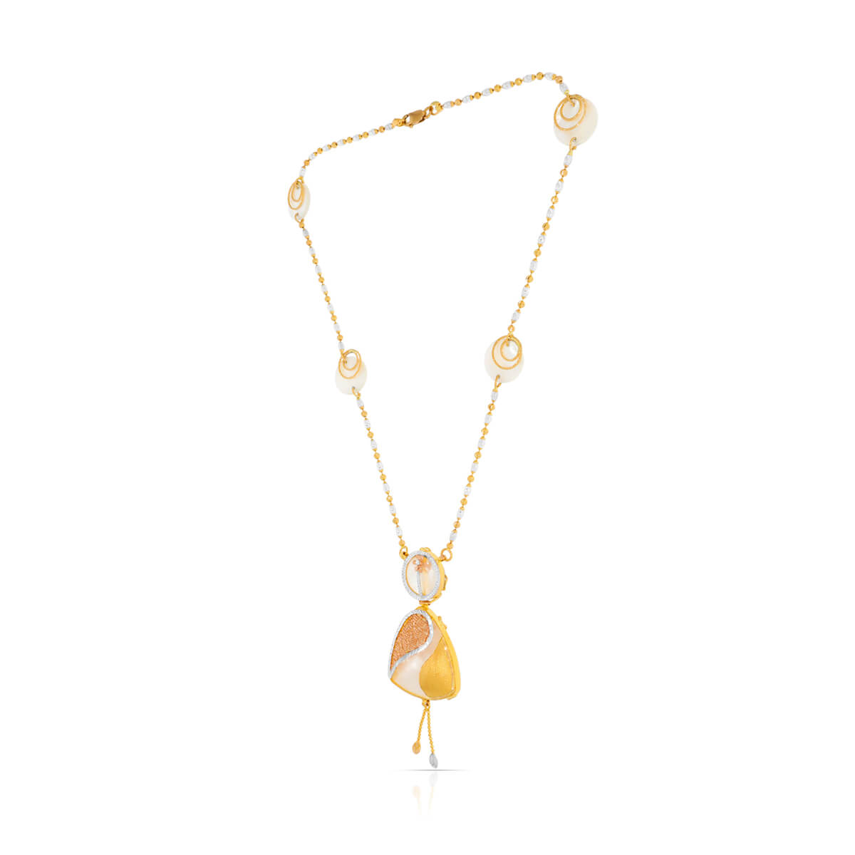 Alluring Shine Gold Short Necklace