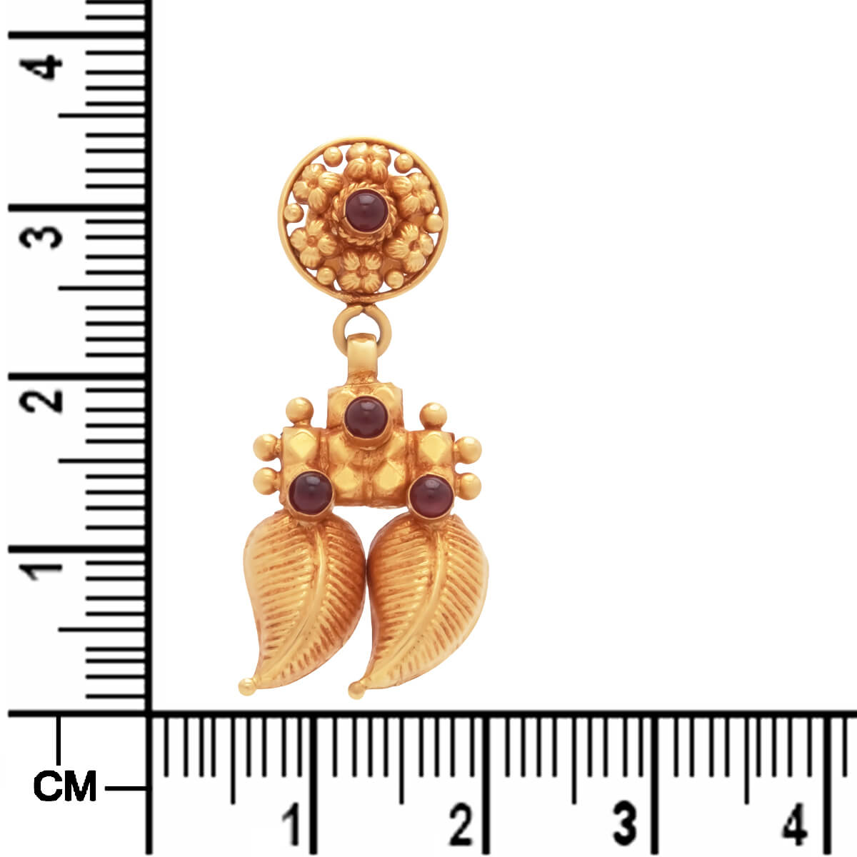Captivating Paisley Elegance Gold Short Necklace