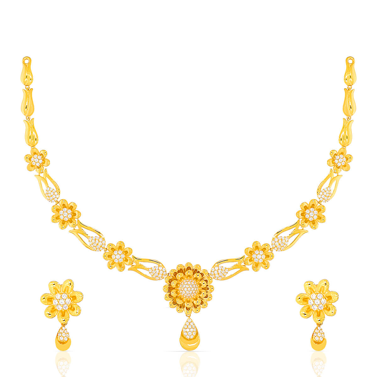 Luxurious Charm Gold Short Necklace