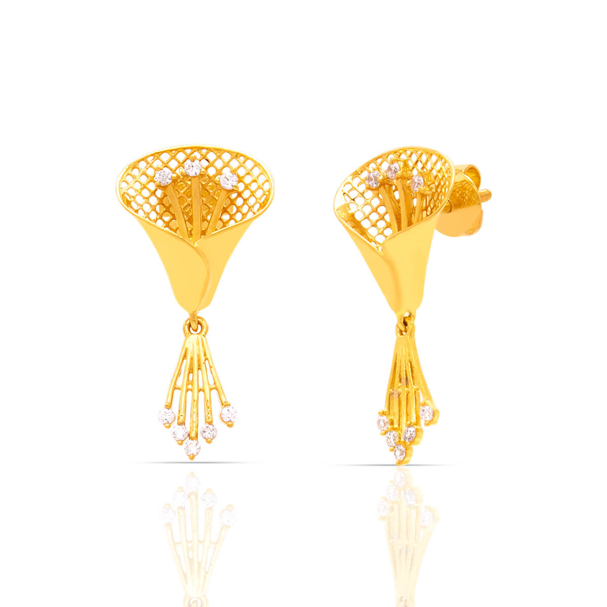 Contemporary Grace Gold Short Necklace