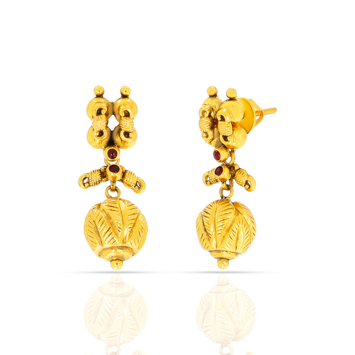 Graceful Petal 22K Gold Short Necklace Set