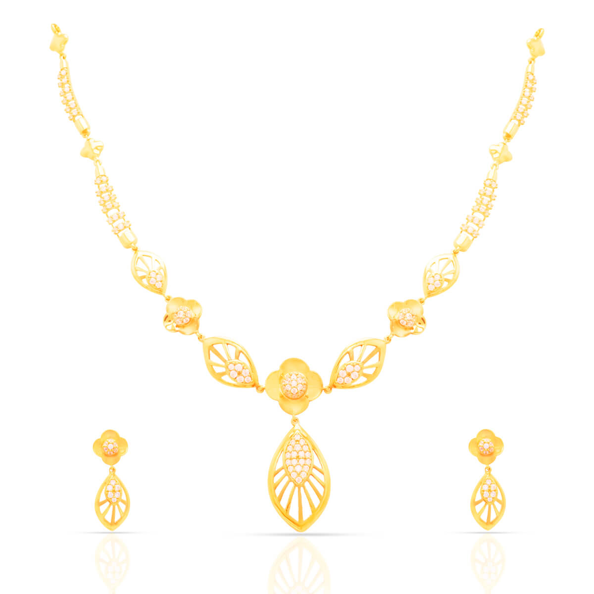 Refined Glow Gold Short Necklace
