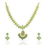 Verdant Elegance Gold Short Necklace