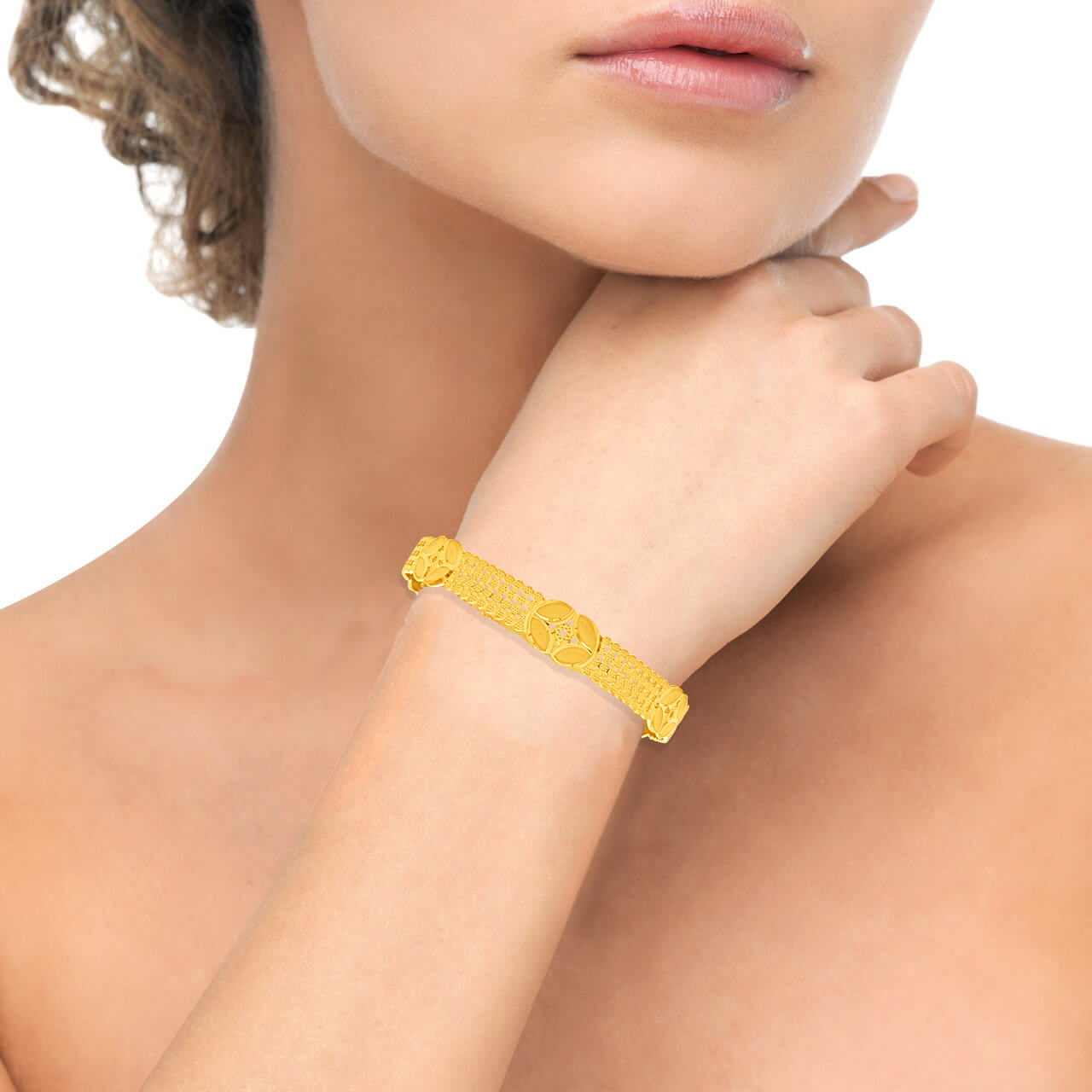 Gleaming Gold Blossom Charm Bangle