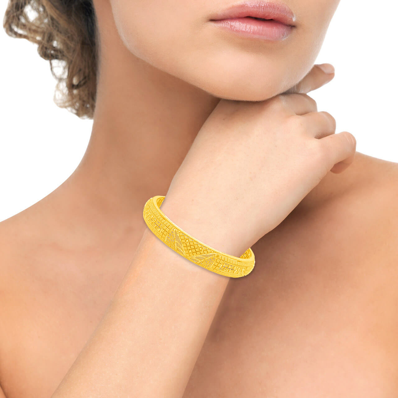 Lustrous Foliage Charm Gold Bangle