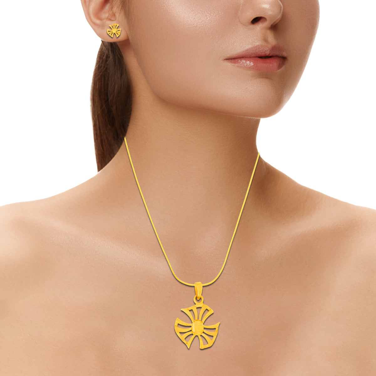 Cheerful Clover Gold Pendant Set