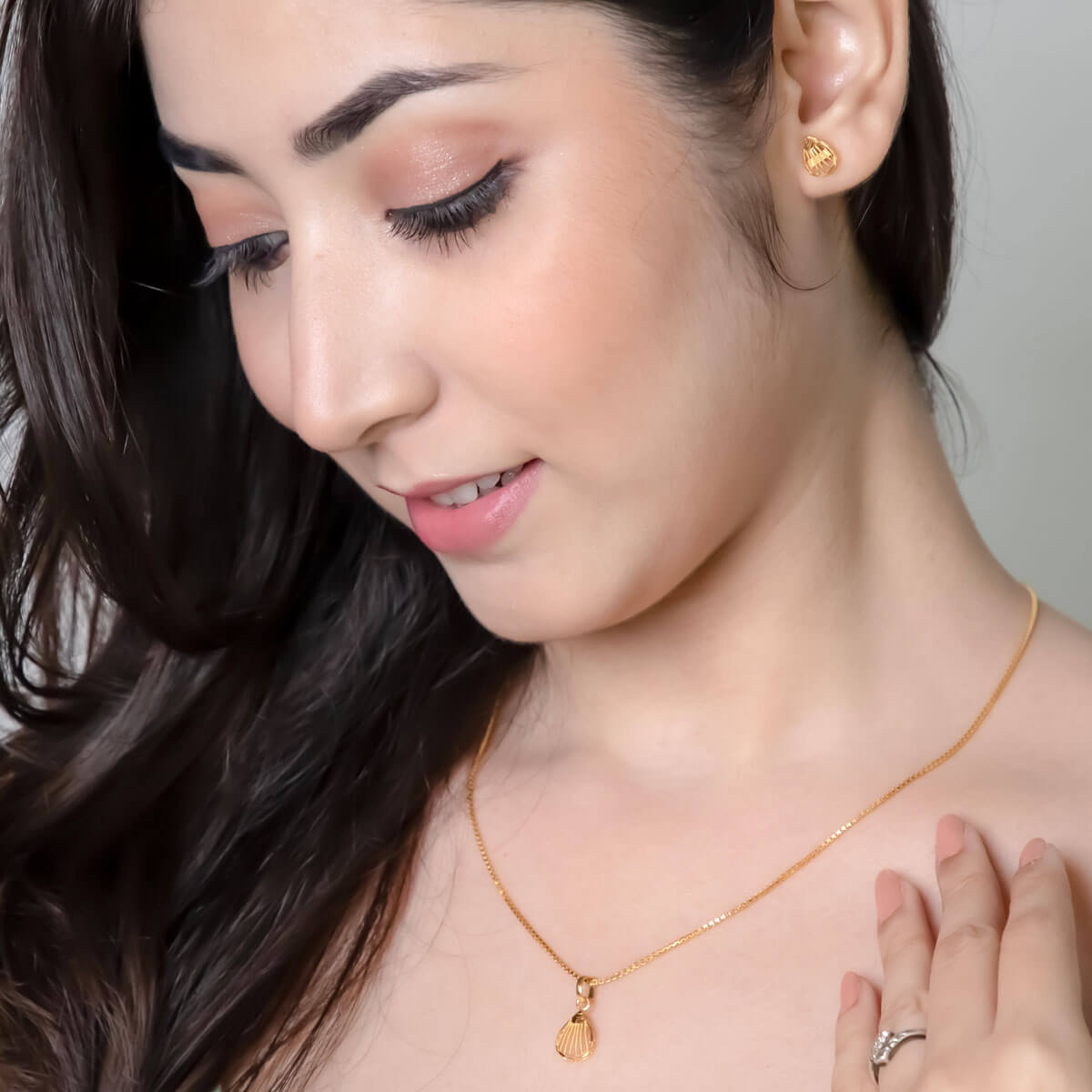 Joyful Grace Gold Pendant Set