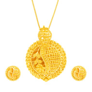 Mesmerizing Charm Gold Pendant Set