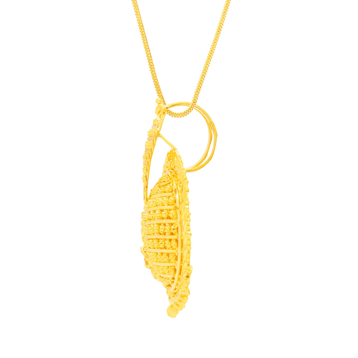 Mesmerizing Charm Gold Pendant Set