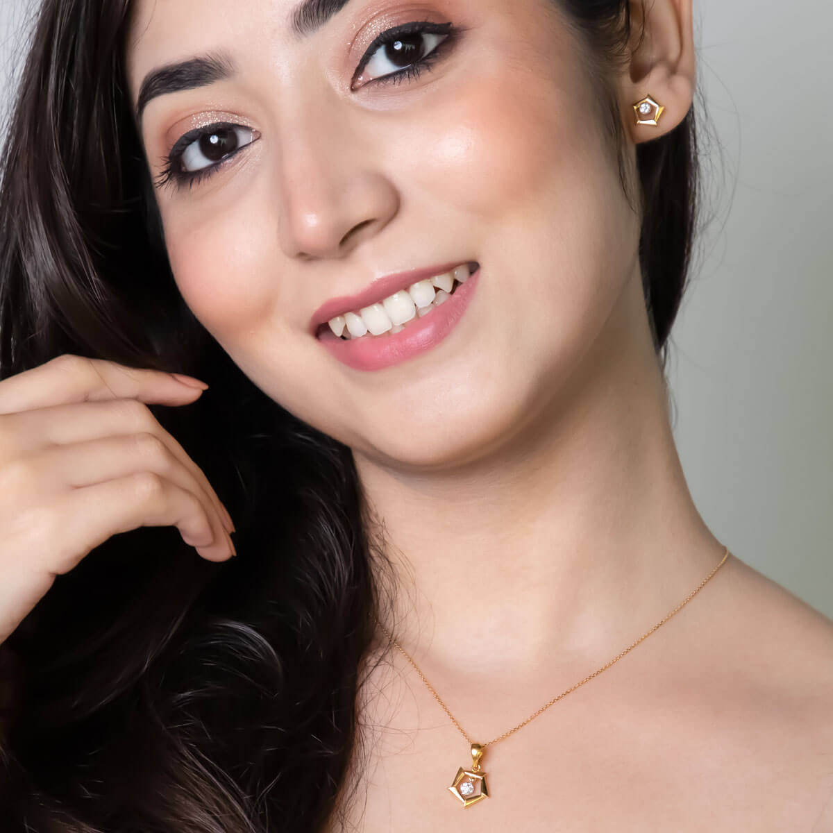 Modern Flair Gold Pendant Set