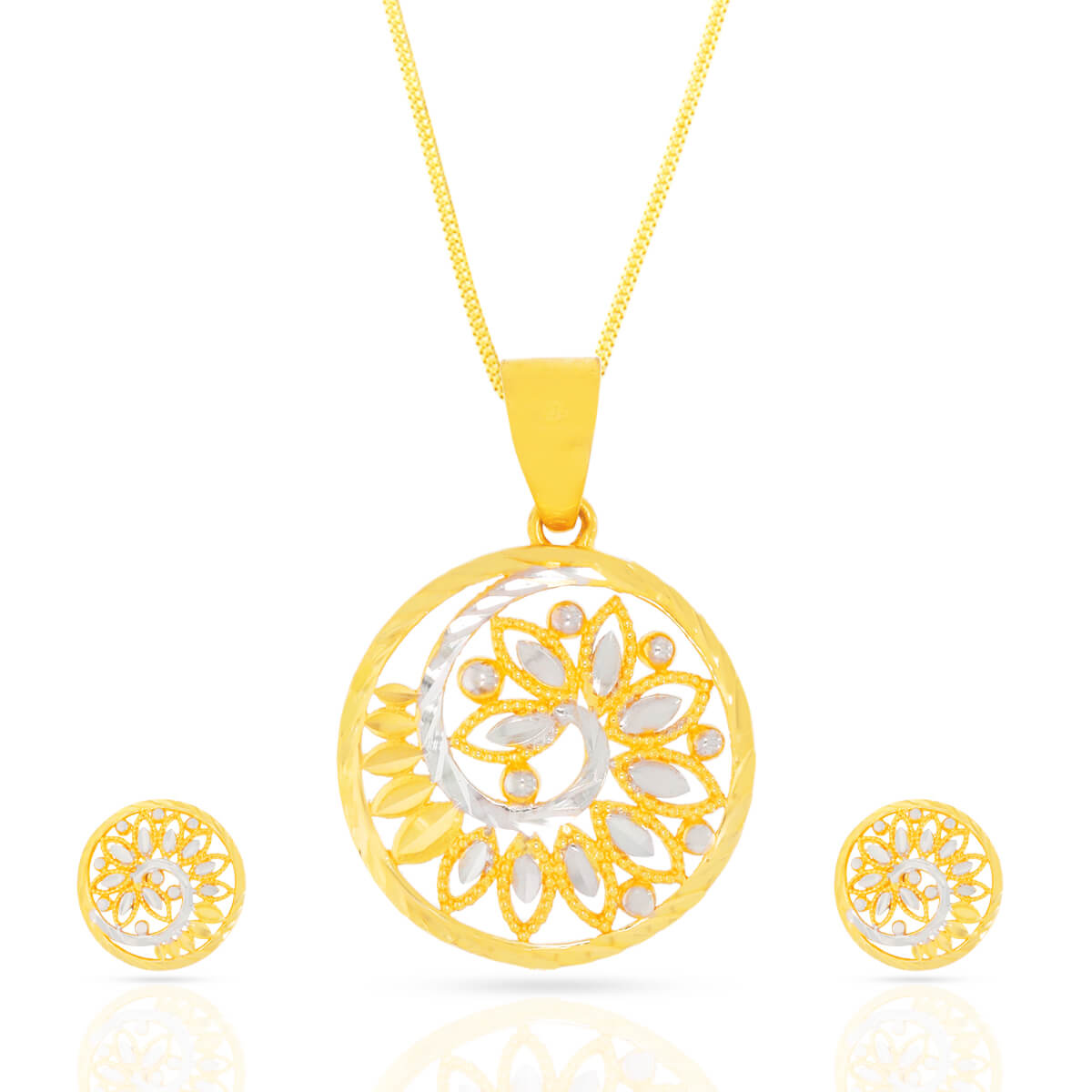 Captivating Swirl Gold Pendant Set
