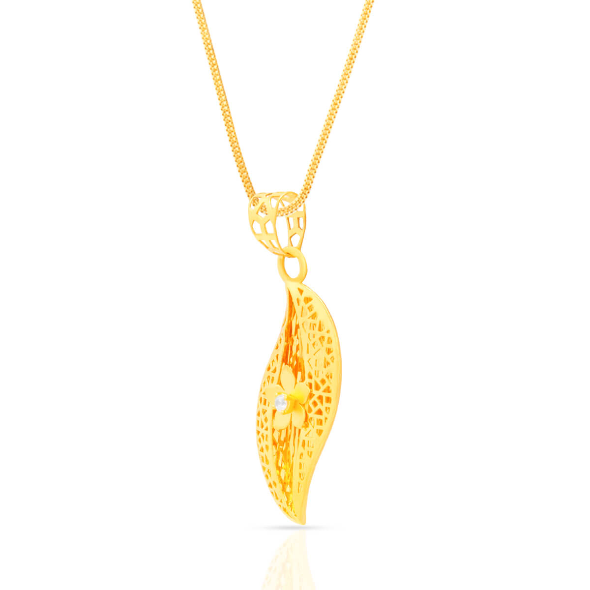Minimal Marvel Gold Pendant Set