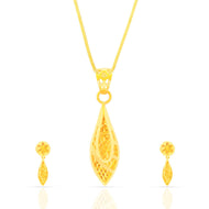 Effortless Elegance Gold Pendant Set