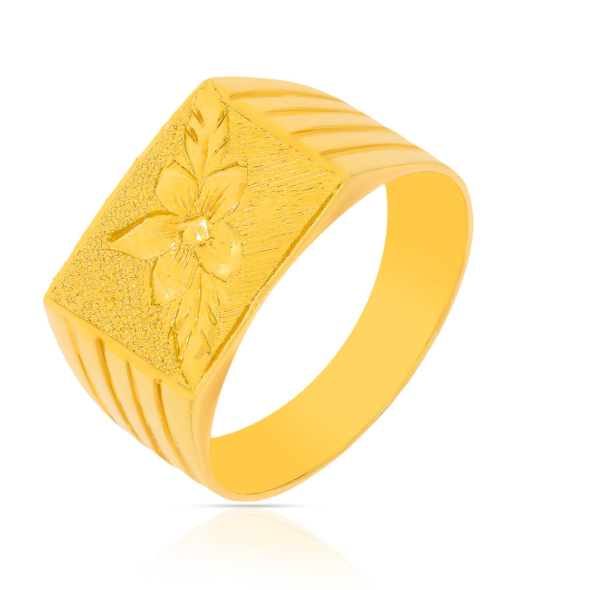 Polished Sauve 22K Gold Men Ring
