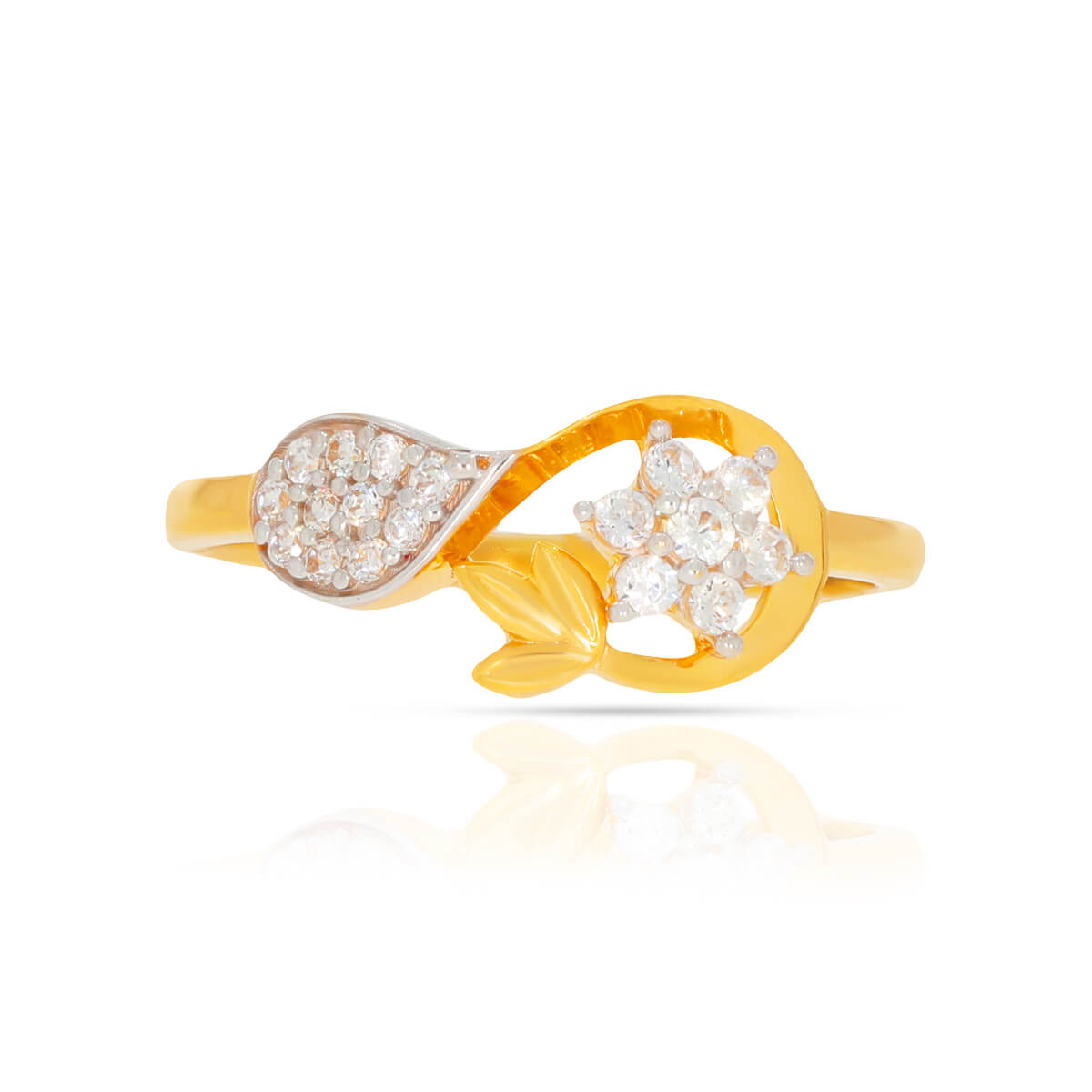 Starlit Paisley Elegance Gold Ring for Women