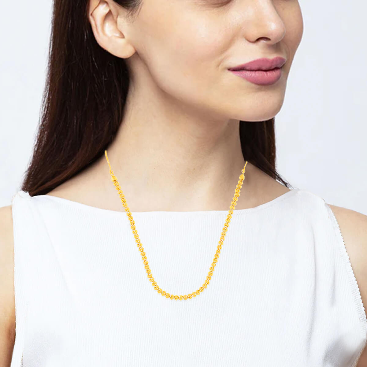 Refined Grace Gold Short Necklace