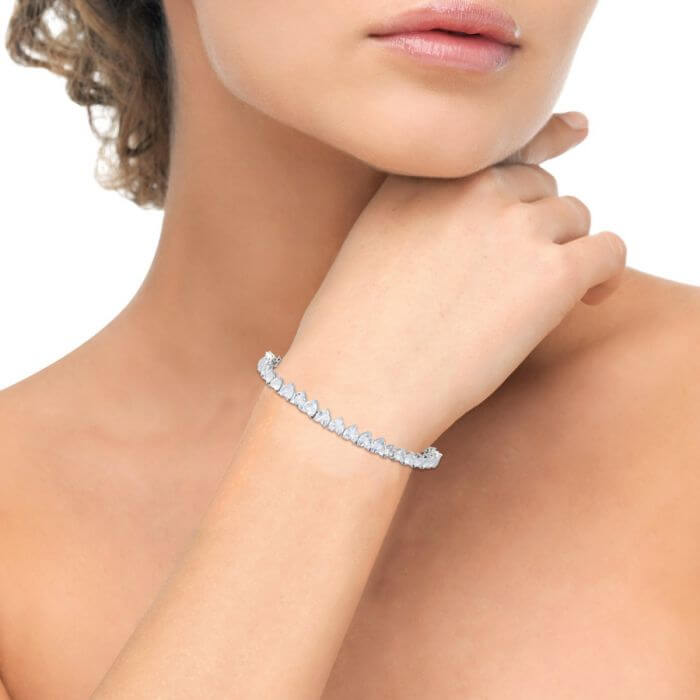 Crystal Hearts Bracelet in Silver