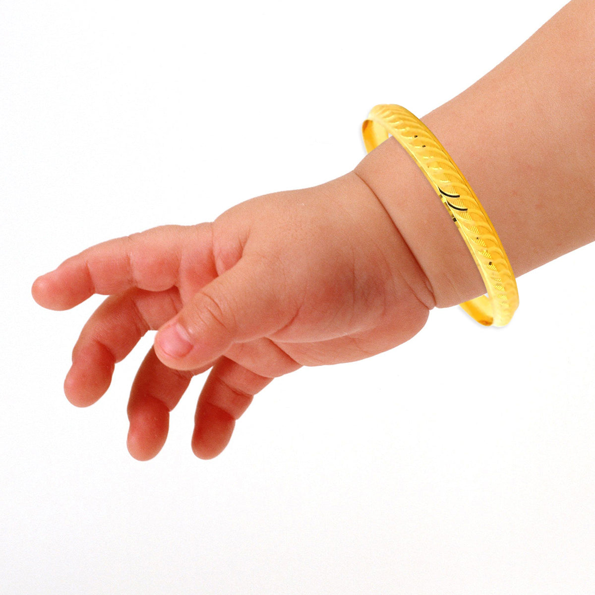 Soft Swirl Gold Infant Bangle