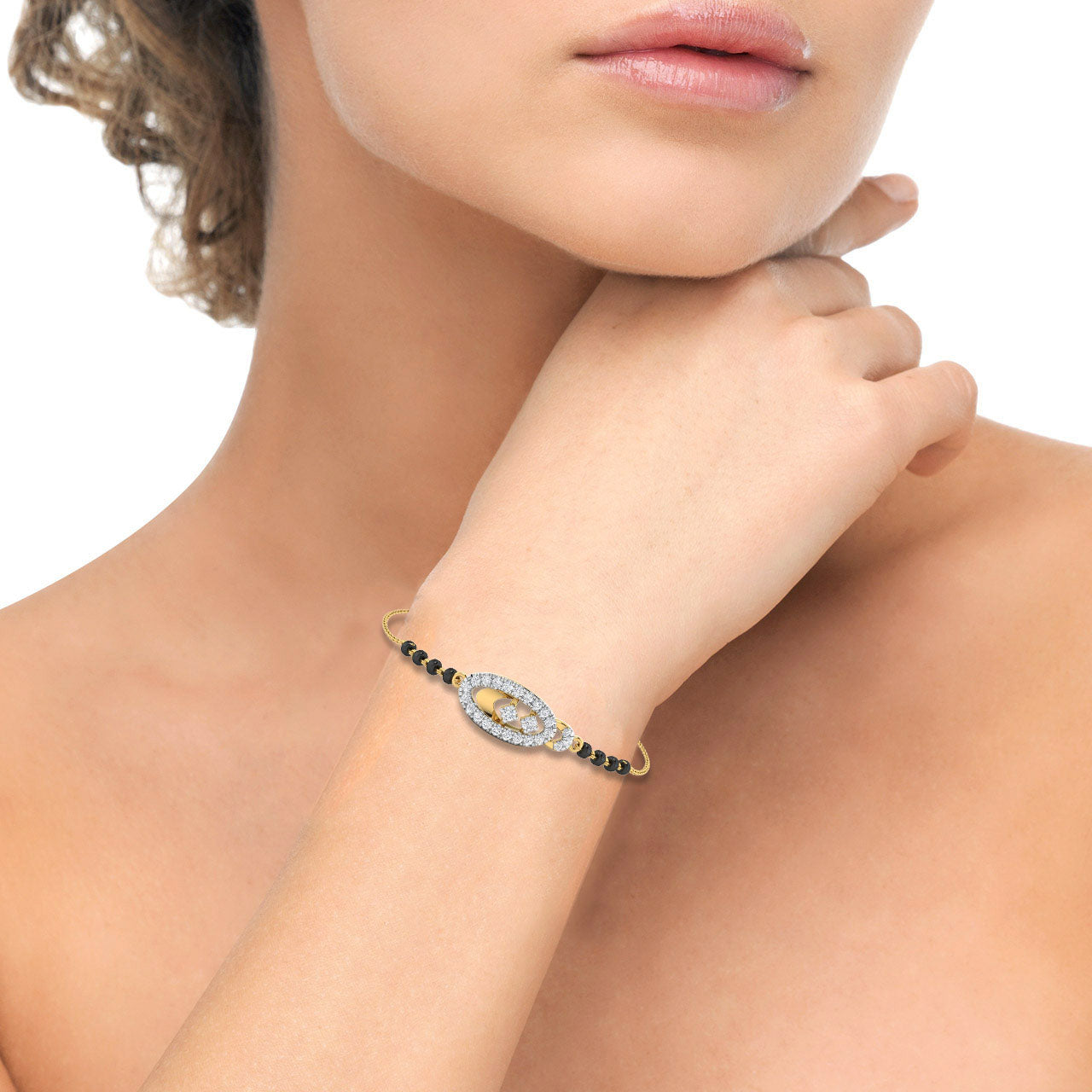Mesmerizing 18K Diamond Mangalsutra Bracelet