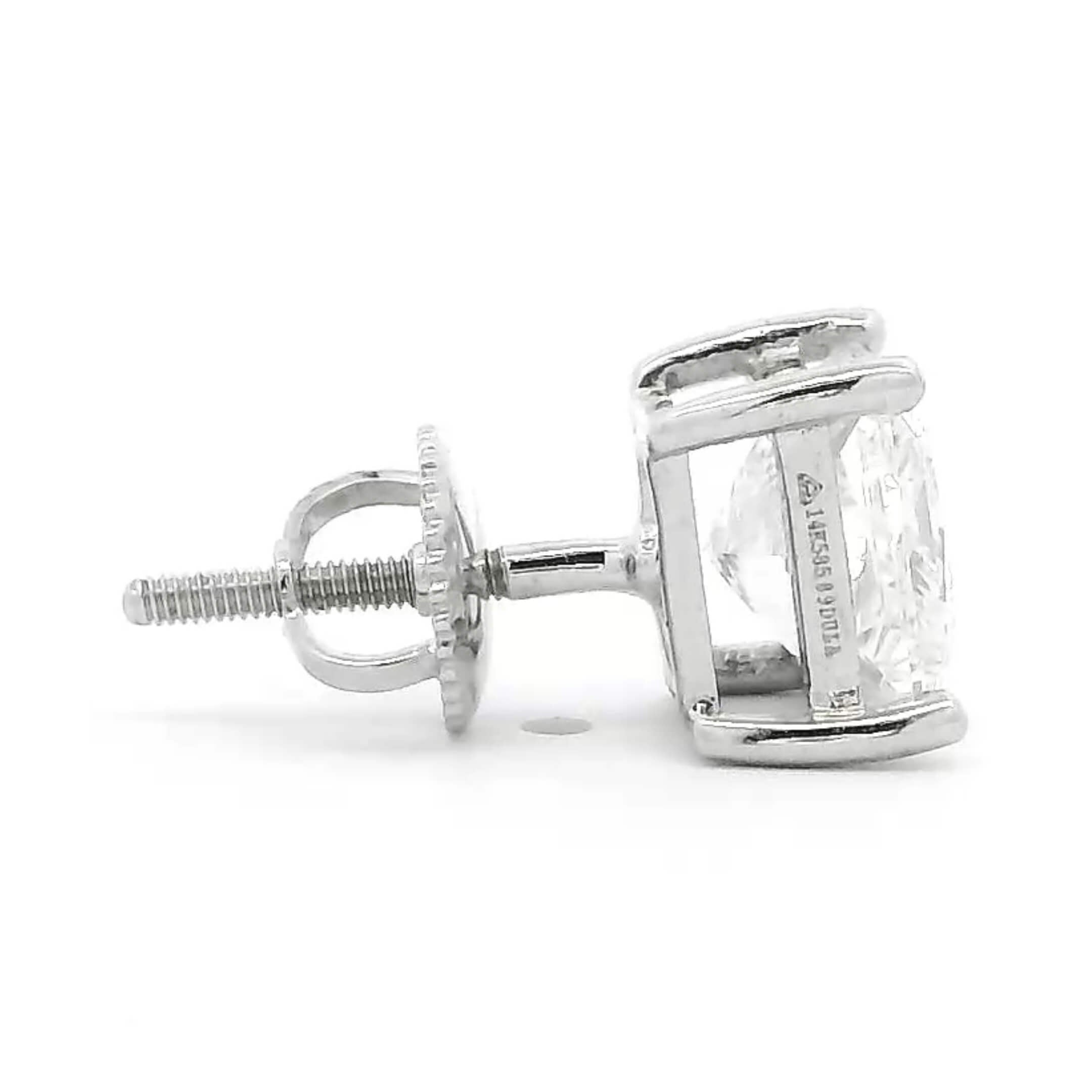 Polished Valor Men Gold Studs