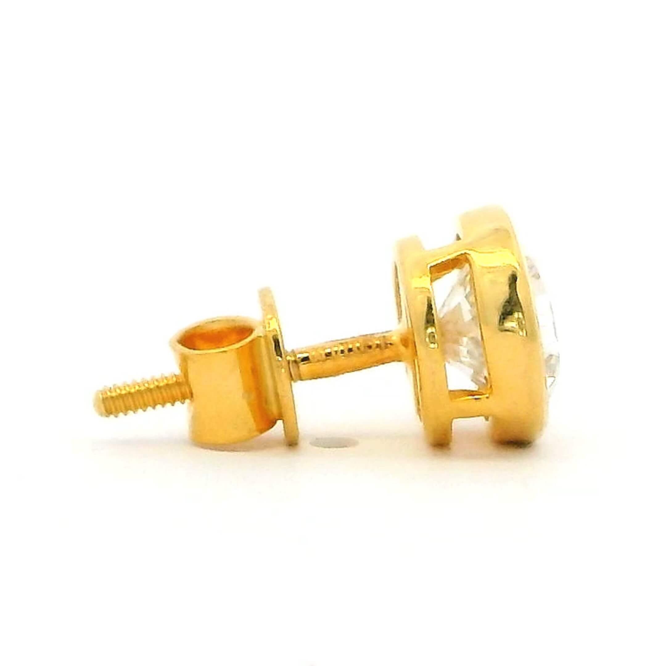 Dashing Glow Men Gold Studs