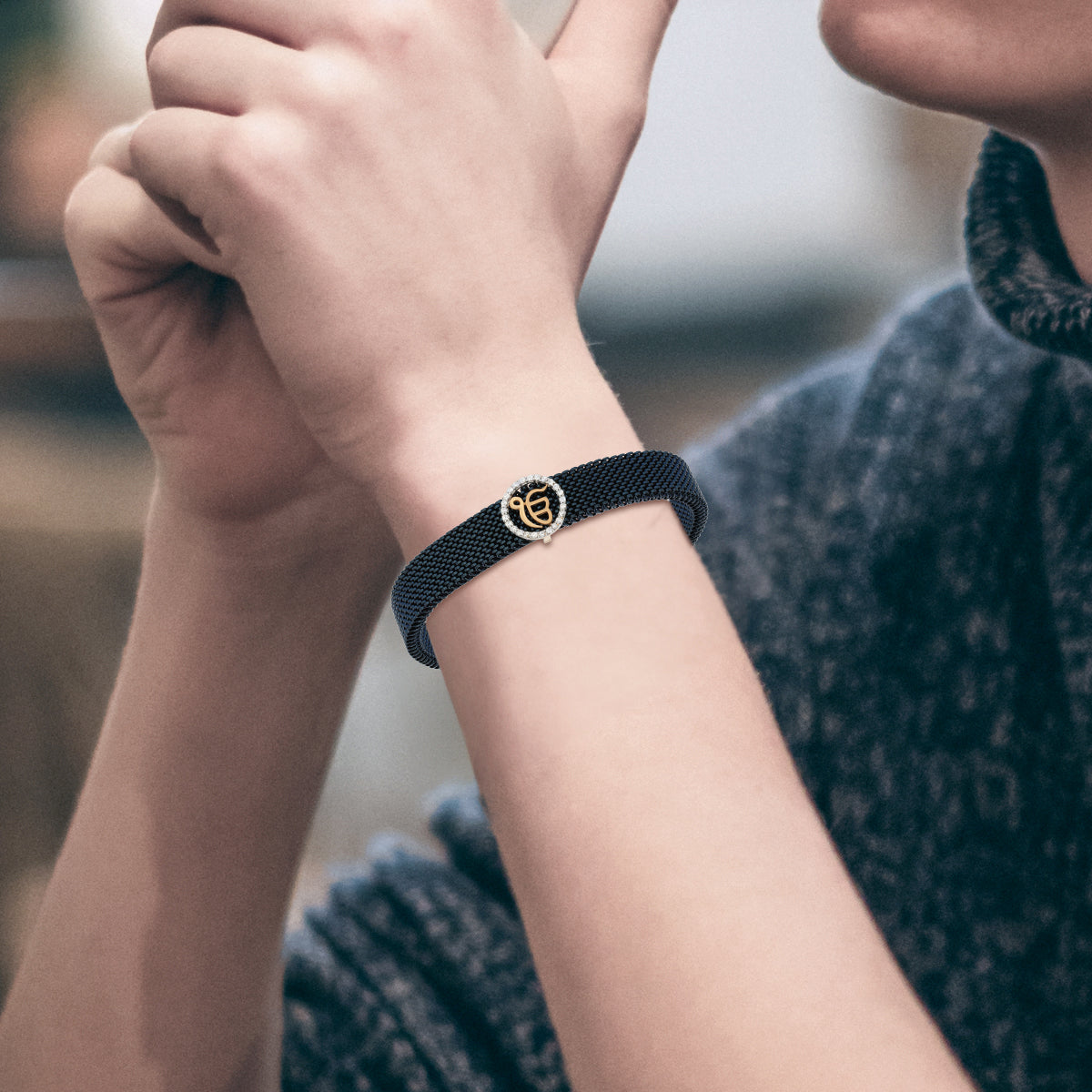 Bold Enigmatic 18K Gold Bracelet for Men