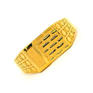 Posh Resilient Gold Ring for Men