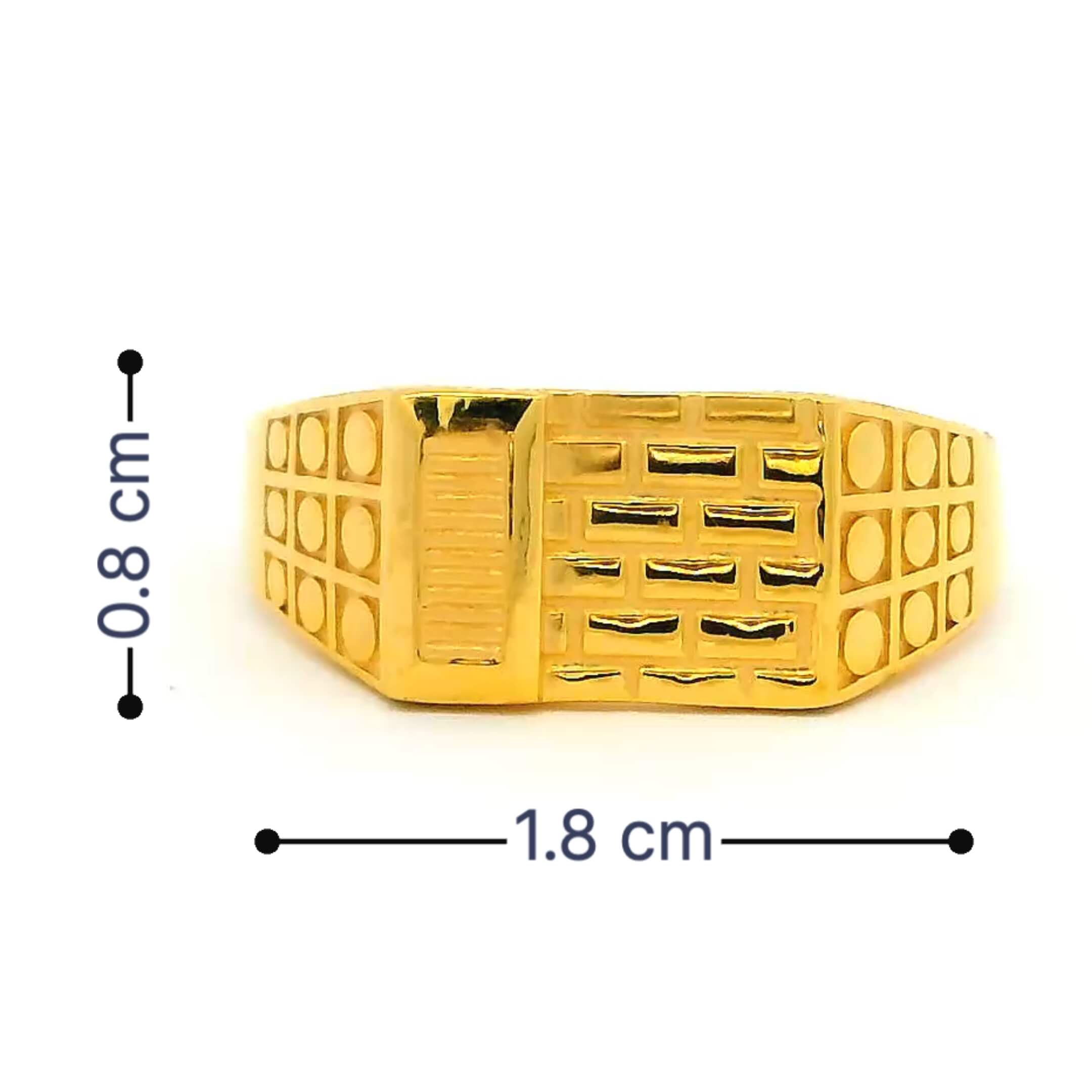Posh Resilient Gold Ring for Men