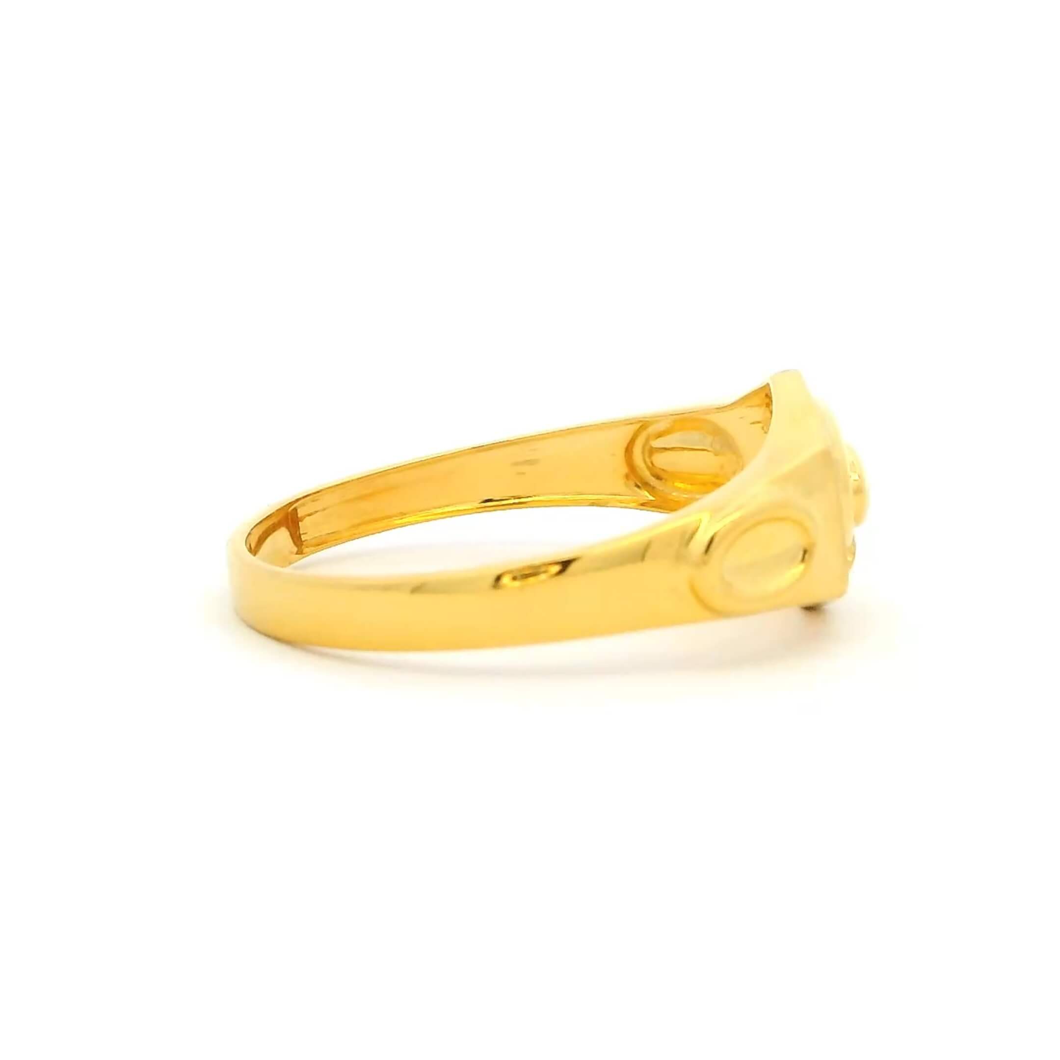 Marvellous Glow 18K Gold Ring for Men