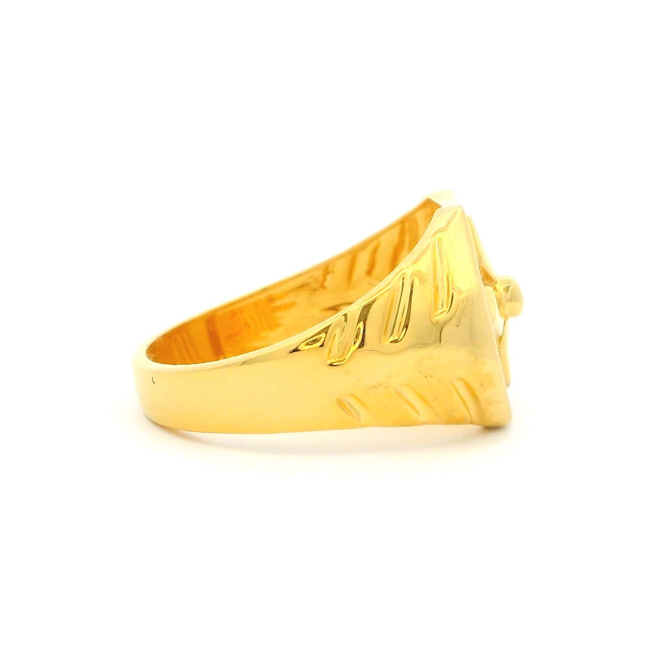 Boldly Stout Gold Ring for Men