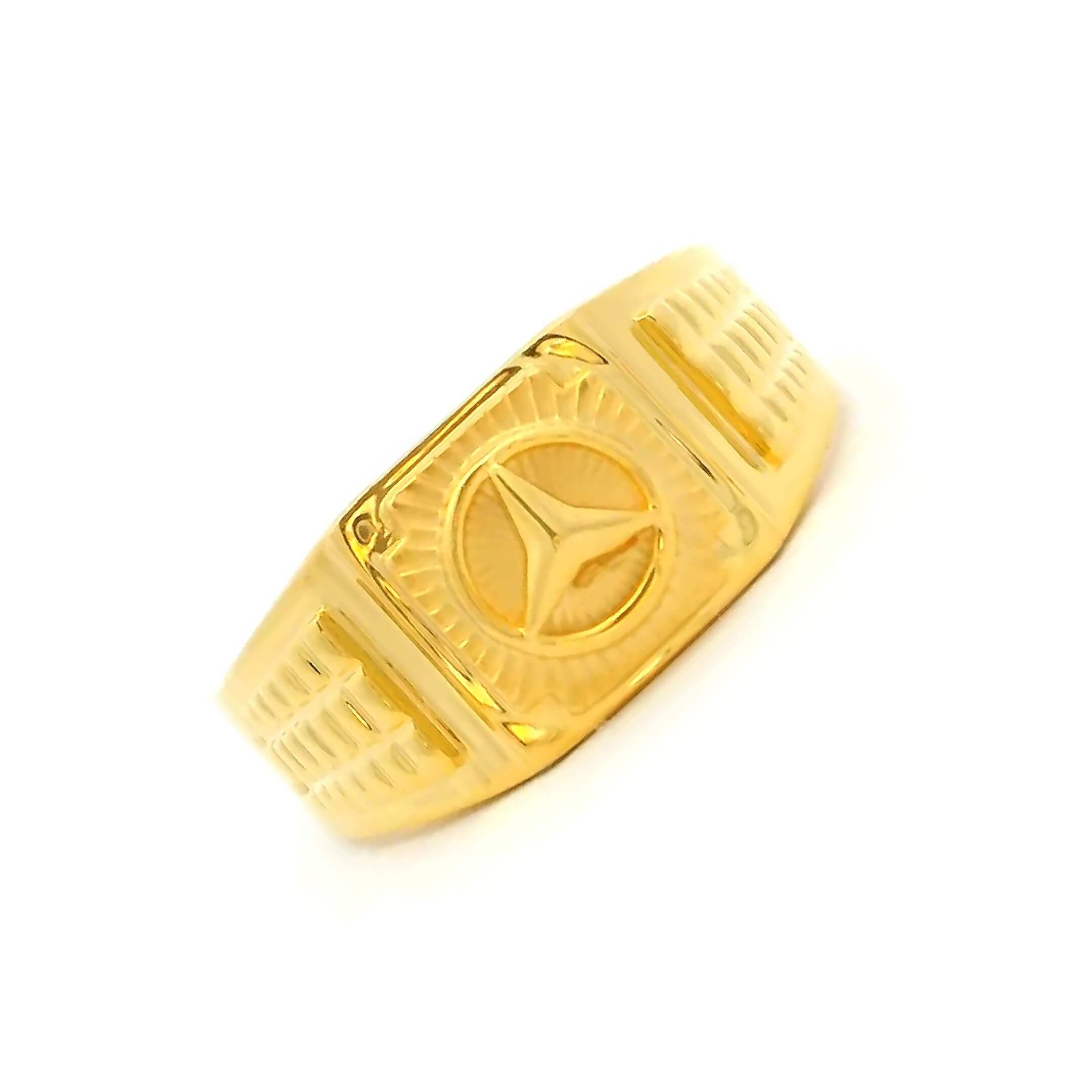 Stylish Splendour Men Gold Ring