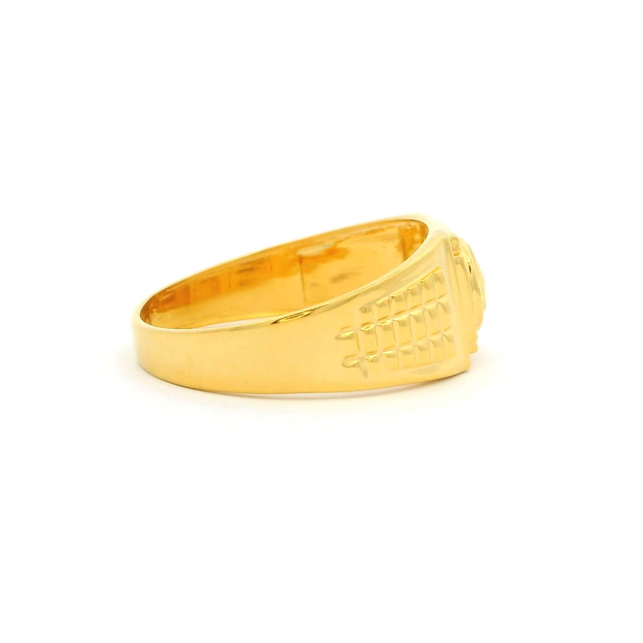 Stylish Splendour Men Gold Ring