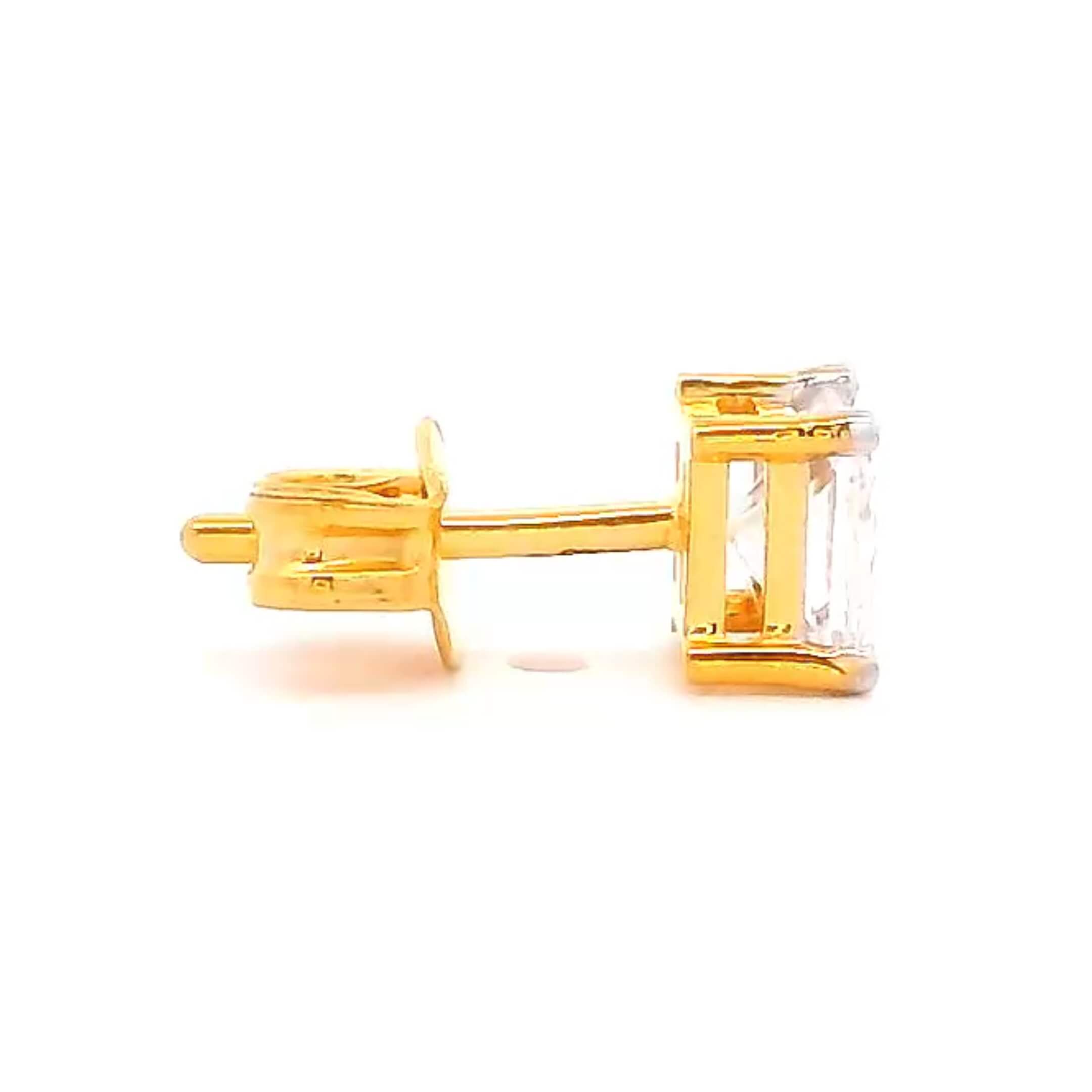 Rugged Shine Men Gold Studs