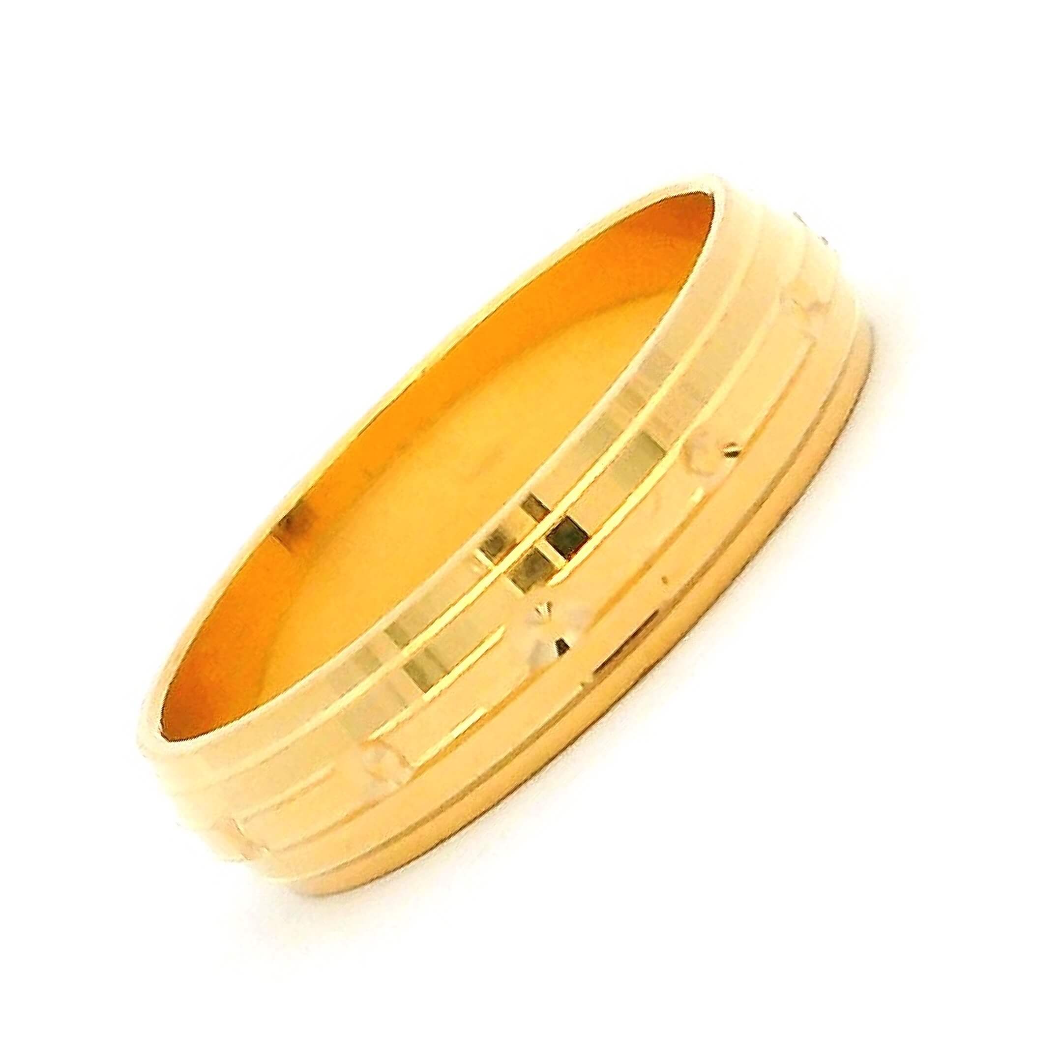 Everlasting Shine Gold Couple Rings